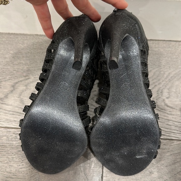 Dazzling black rhinestone cage booties. - Picture 3 of 6